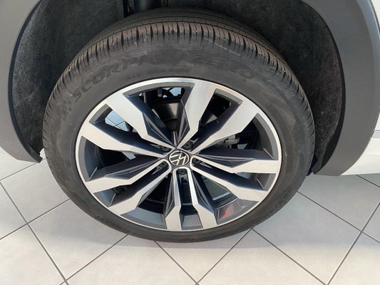 2020 Volkswagen Atlas Cross Sport 3.6L V6 SEL Premium R-Line in Kenosha, WI - Anastos Motors