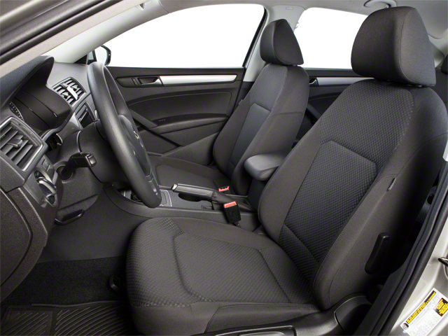 2013 Volkswagen Passat SEL Premium