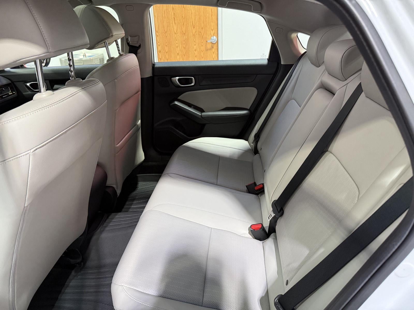 2024 Honda Civic Hatchback EX-L