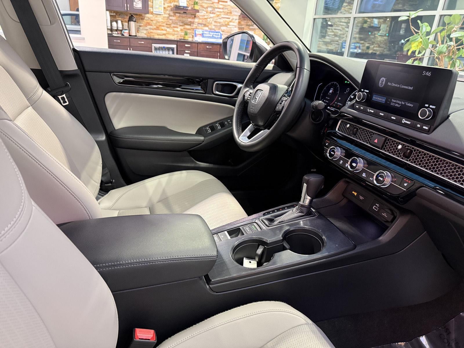 2024 Honda Civic Hatchback EX-L