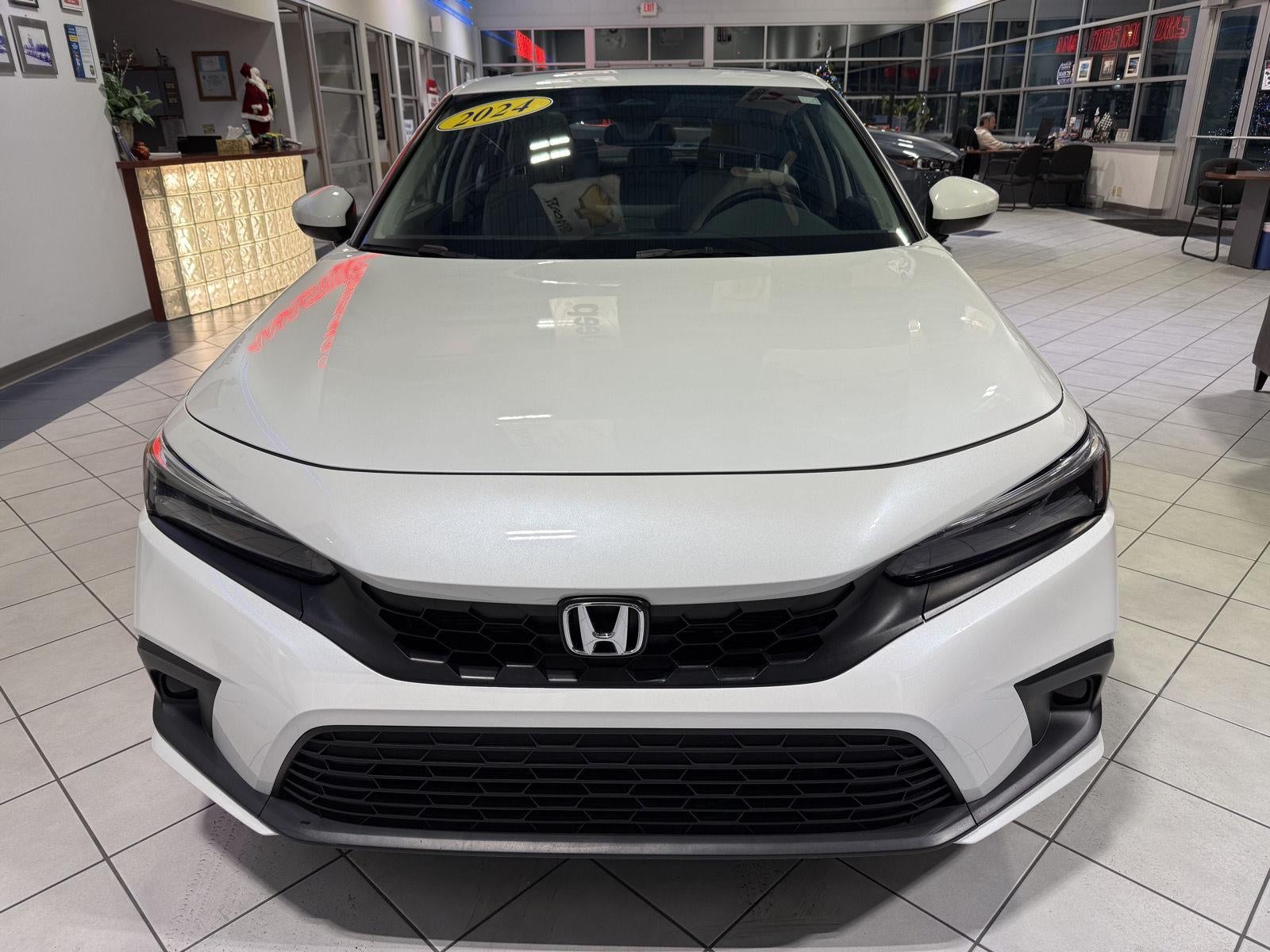 2024 Honda Civic Hatchback EX-L