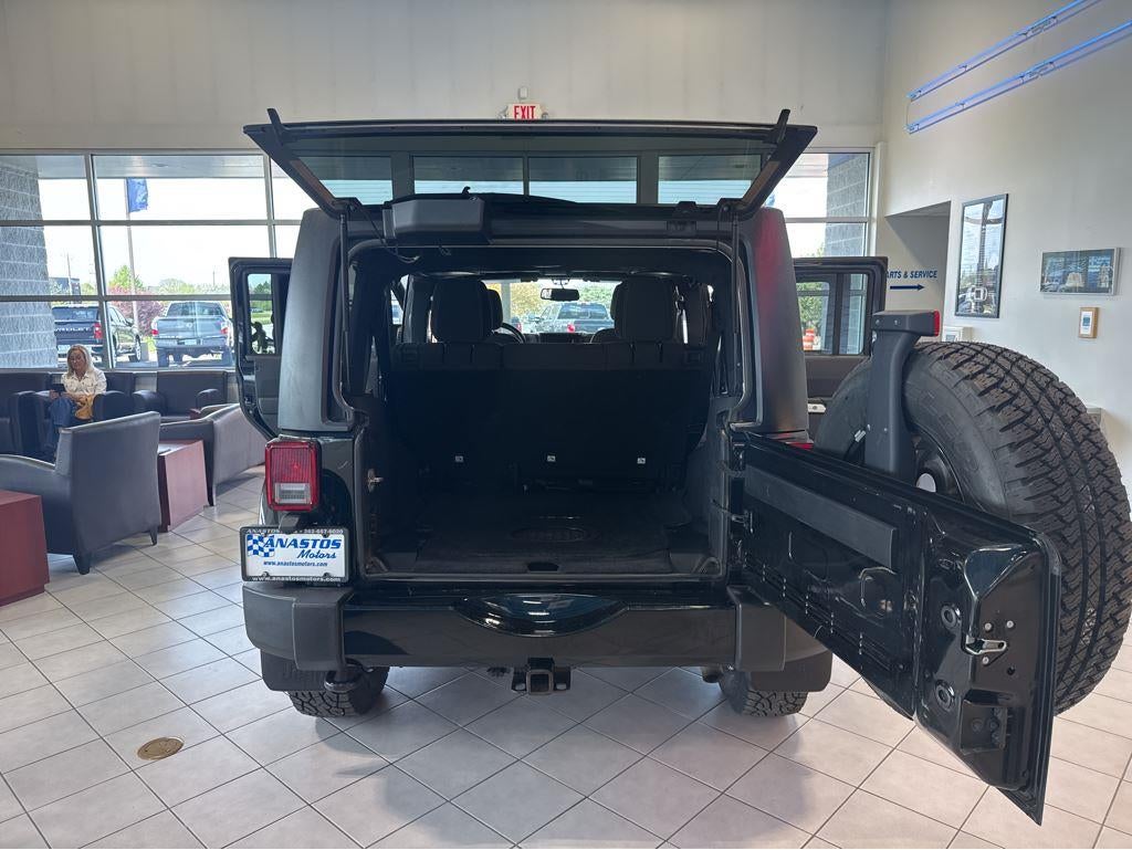 2016 Jeep Wrangler Unlimited Sahara
