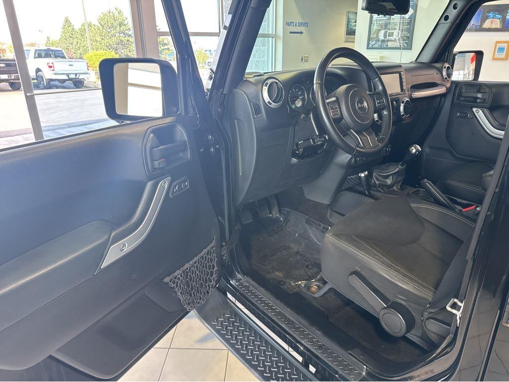 2016 Jeep Wrangler Unlimited Sahara