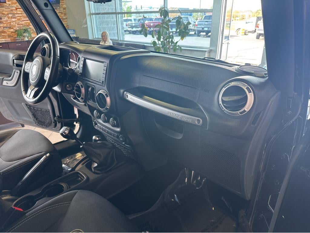 2016 Jeep Wrangler Unlimited Sahara
