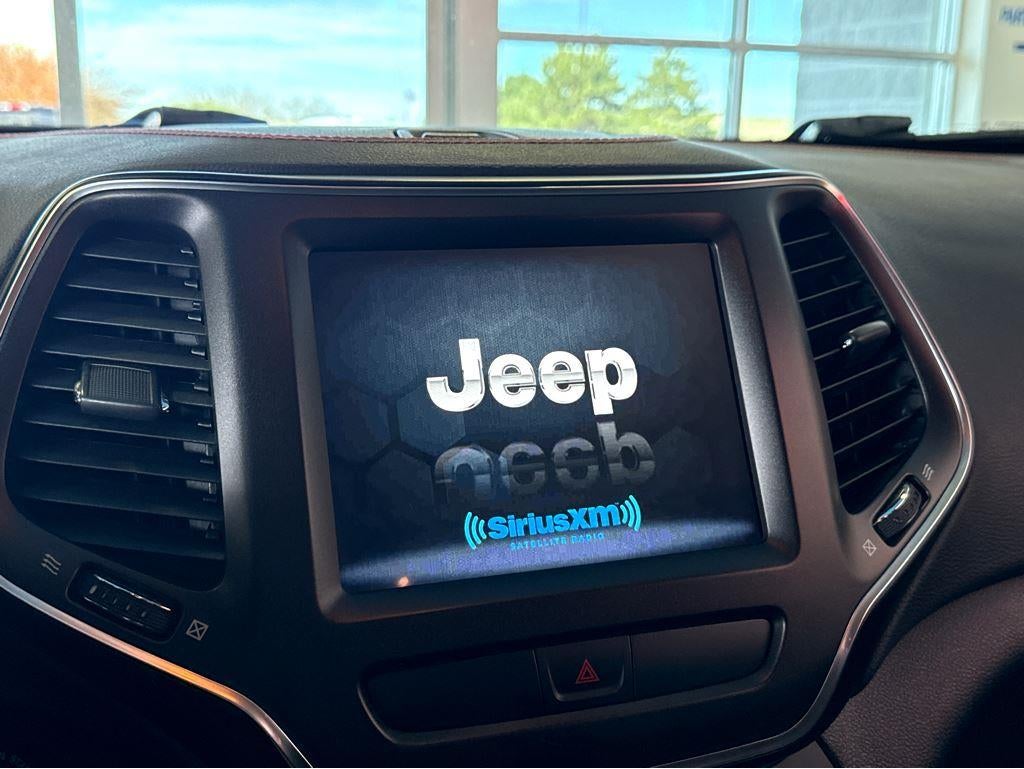 2020 Jeep Cherokee Trailhawk