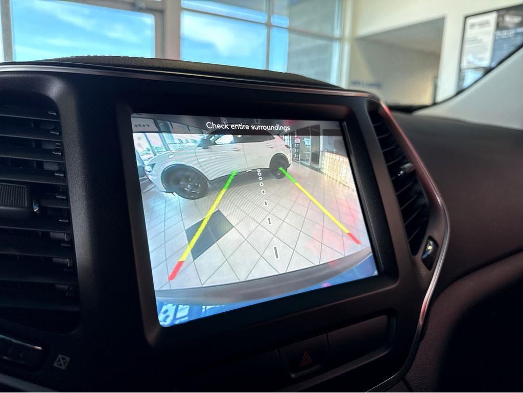 2020 Jeep Cherokee Trailhawk