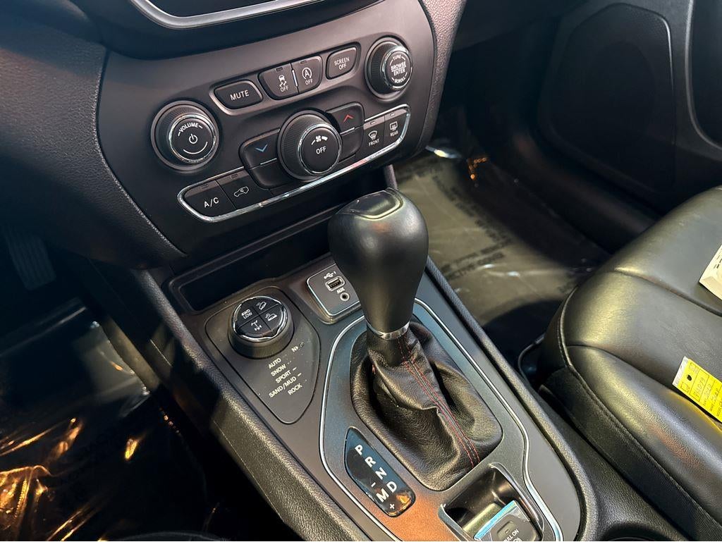 2020 Jeep Cherokee Trailhawk
