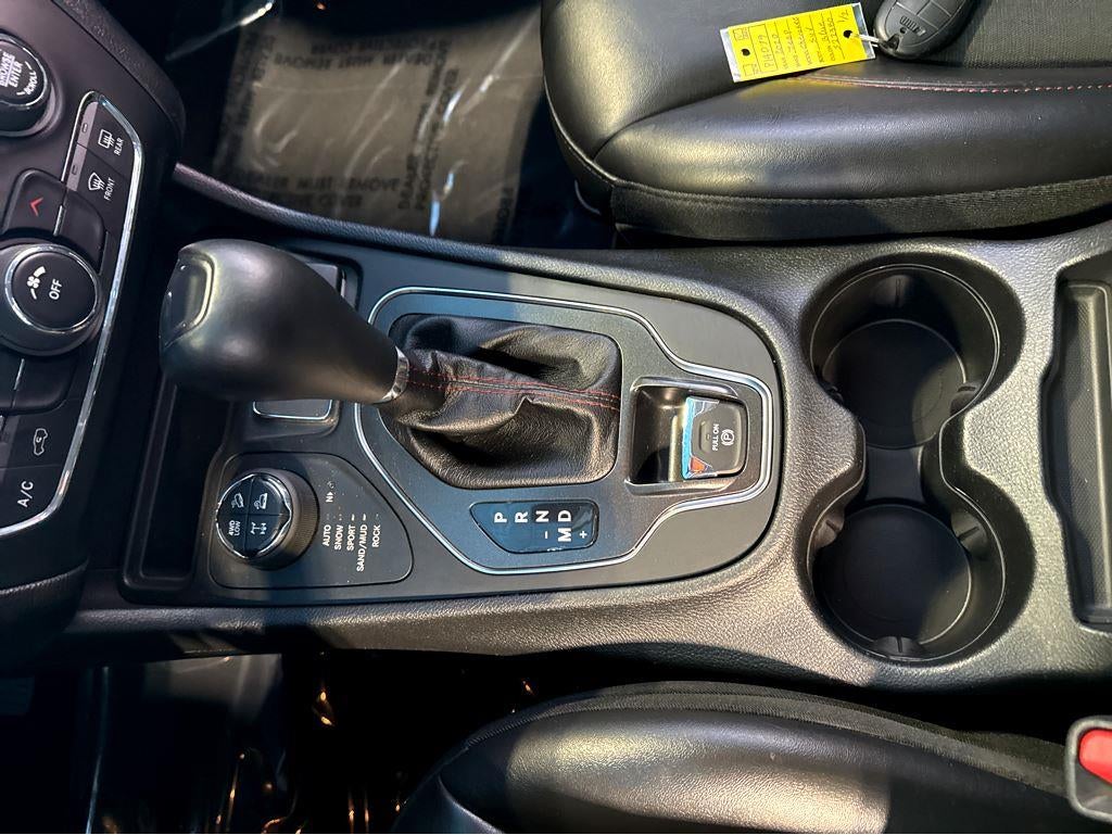 2020 Jeep Cherokee Trailhawk