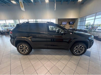 2022 Jeep Cherokee Trailhawk