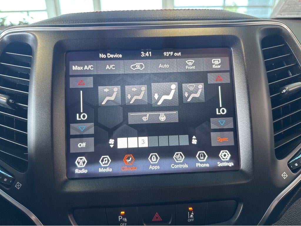 2022 Jeep Cherokee Trailhawk