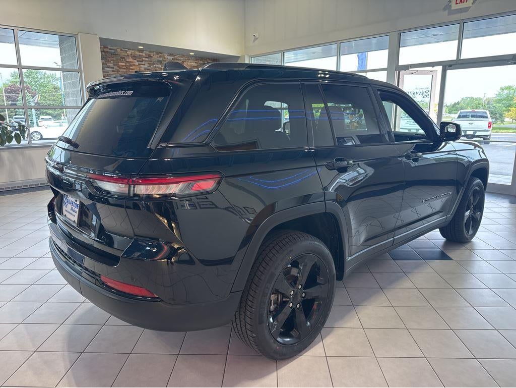 2023 Jeep Grand Cherokee Altitude