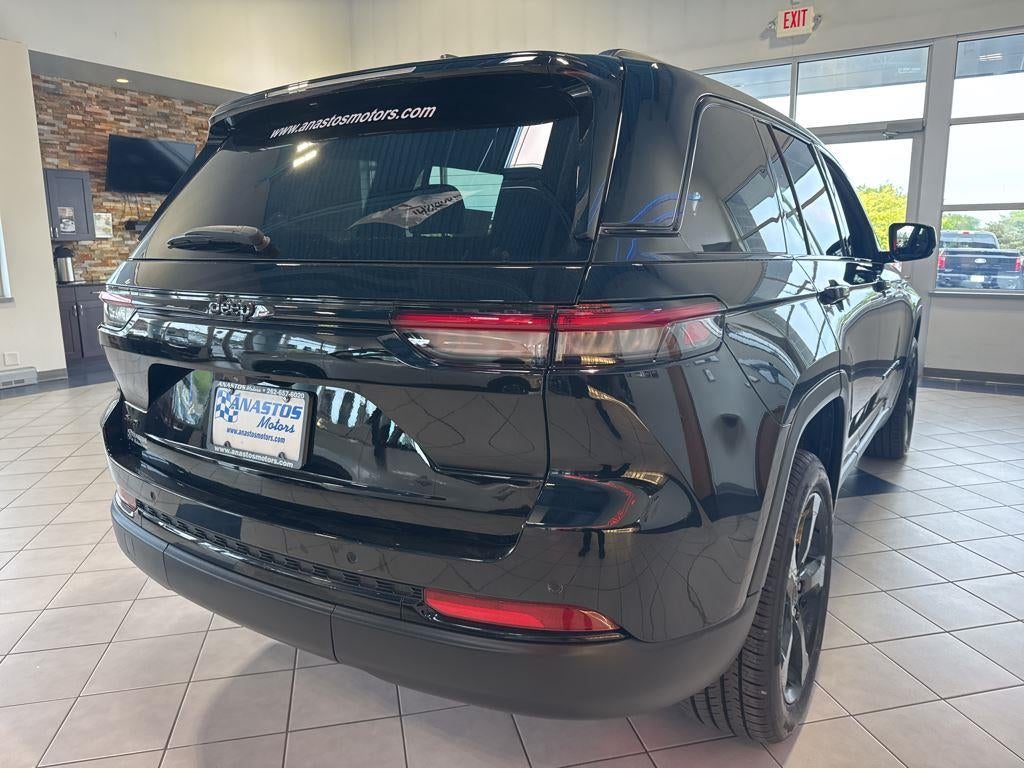 2023 Jeep Grand Cherokee Altitude