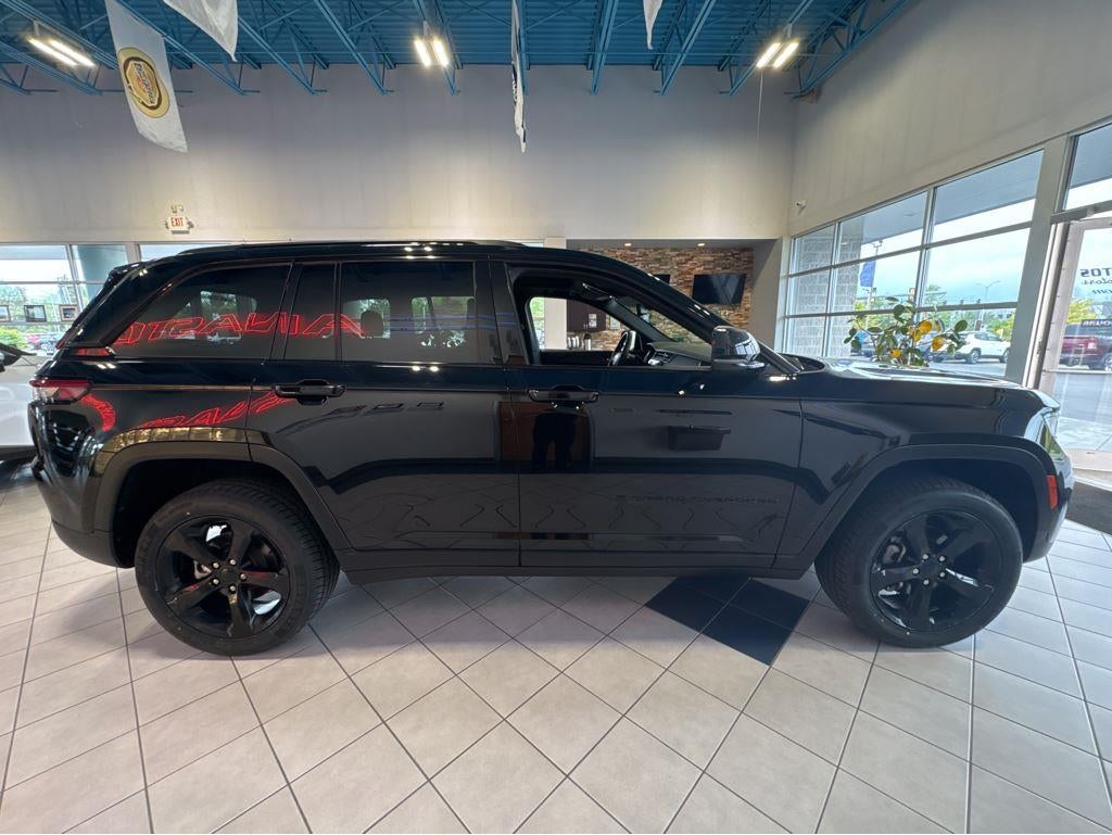 2023 Jeep Grand Cherokee Altitude
