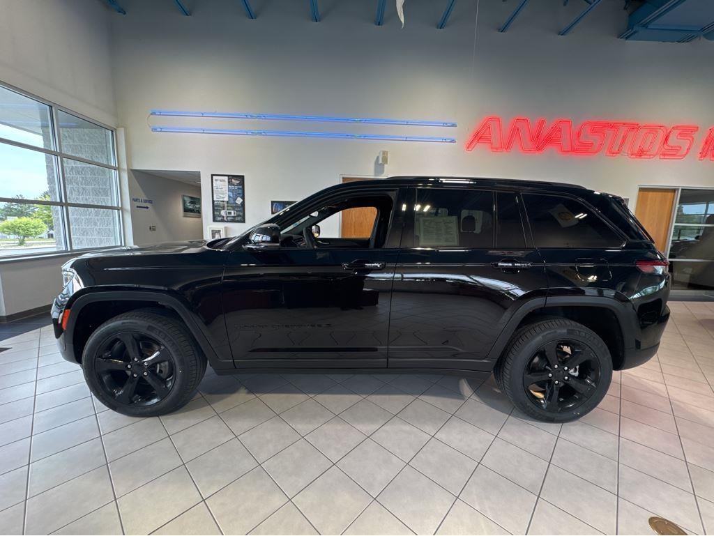 2023 Jeep Grand Cherokee Altitude