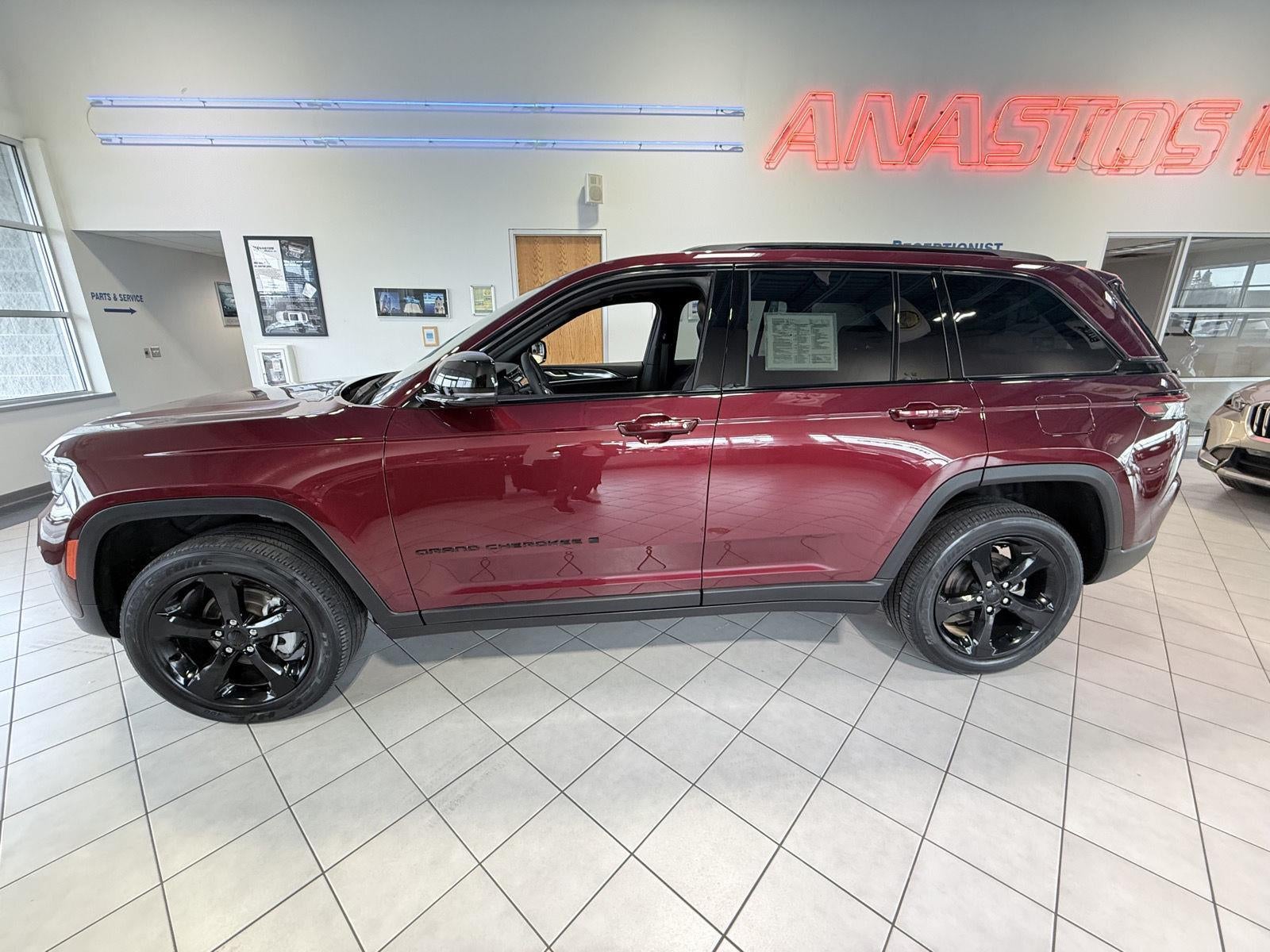 2023 Jeep Grand Cherokee Altitude
