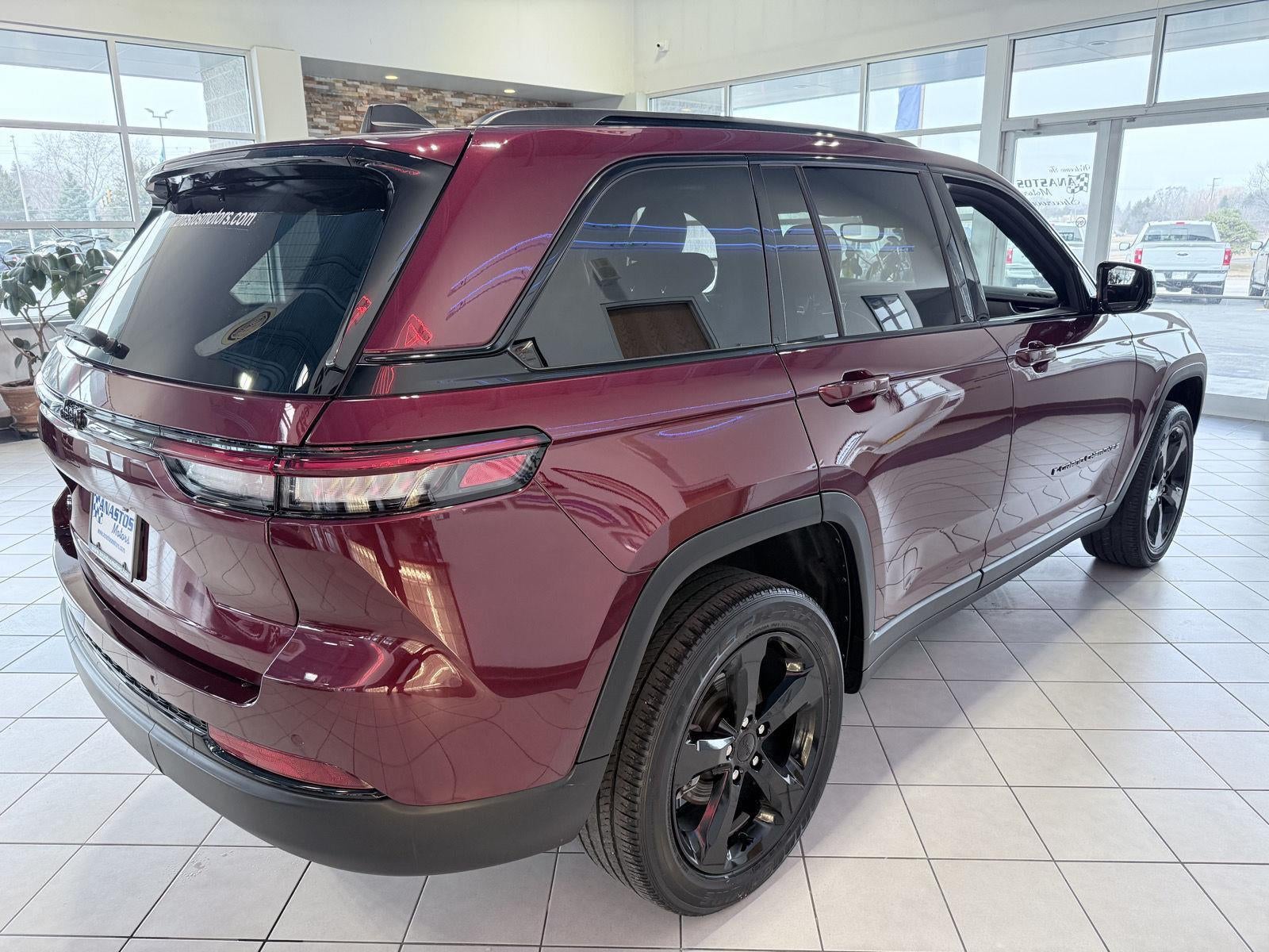 2023 Jeep Grand Cherokee Altitude