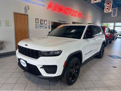 2023 Jeep Grand Cherokee Altitude