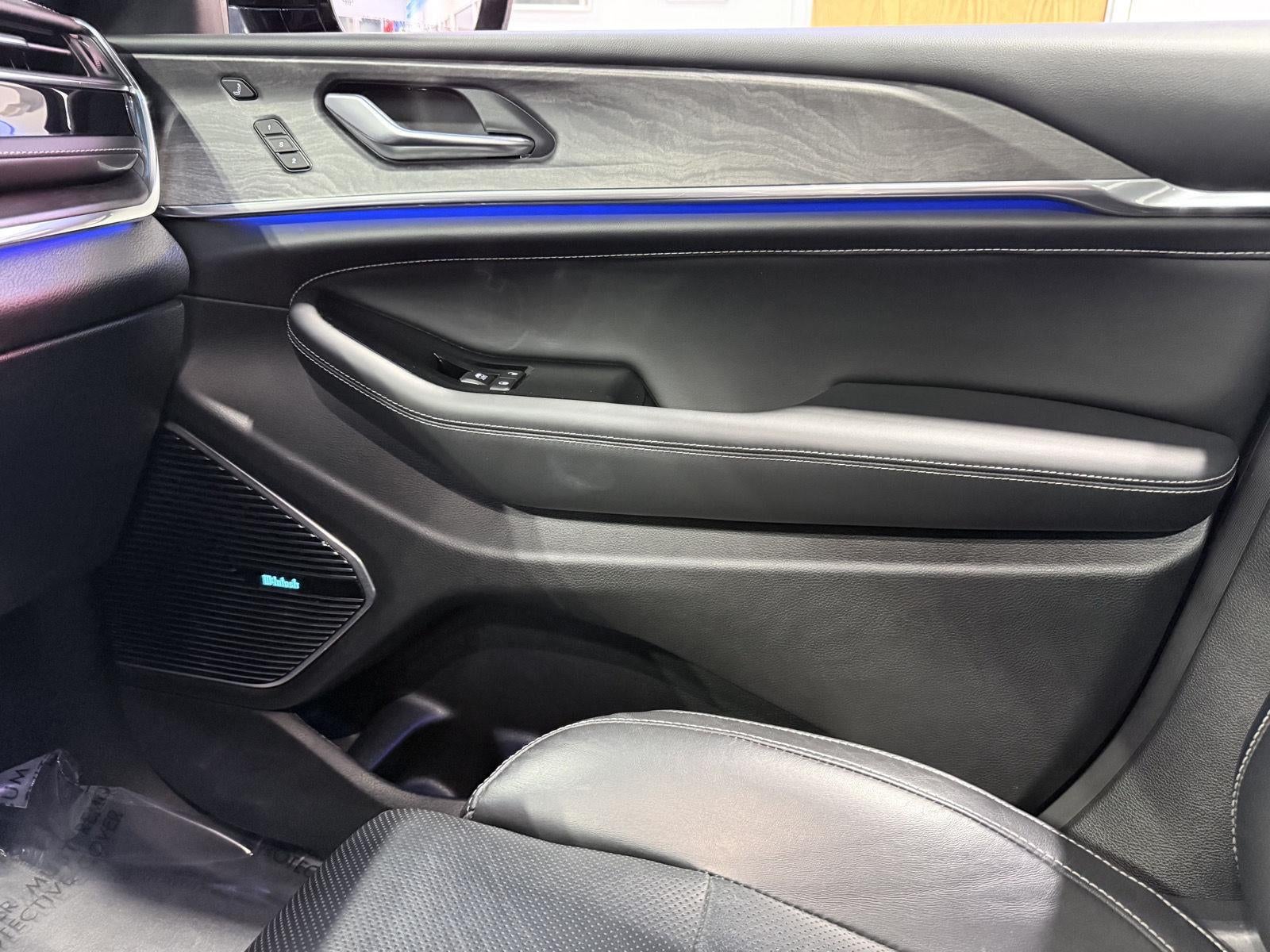 2023 Jeep Grand Cherokee Overland