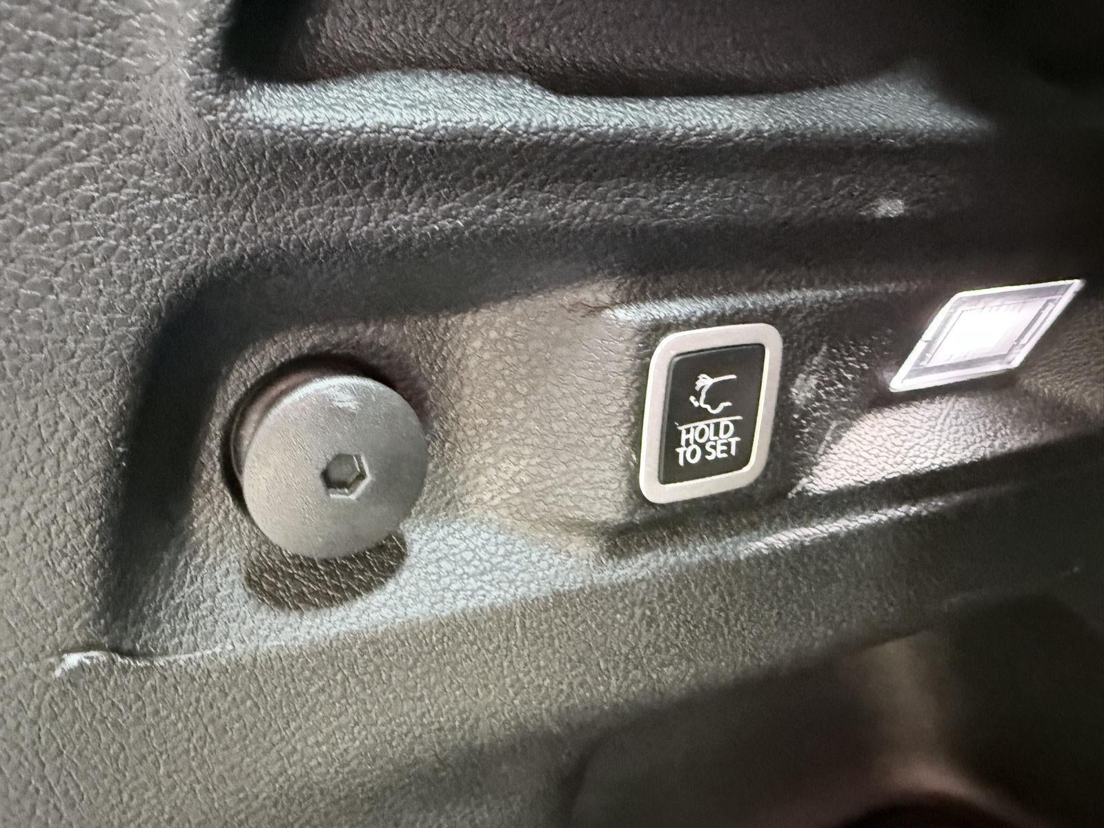 2022 Jeep Grand Cherokee L Altitude