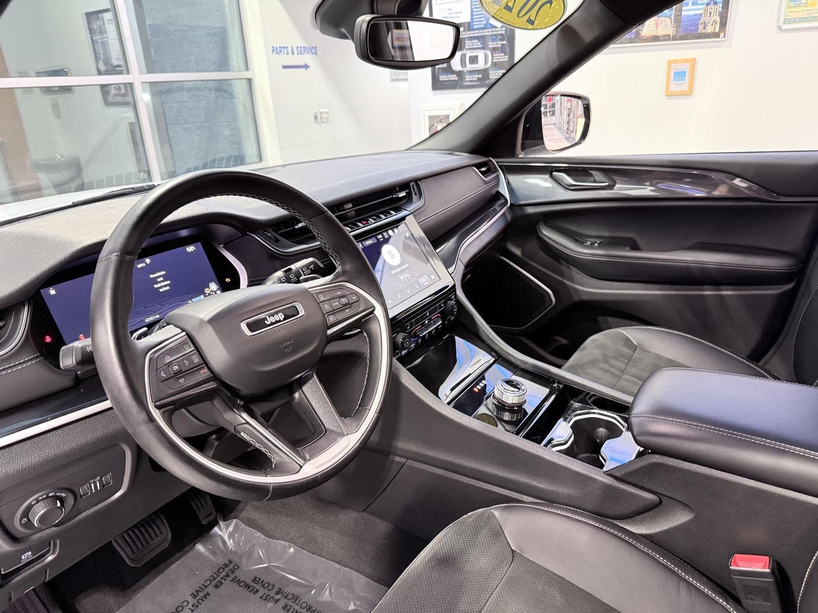 2022 Jeep Grand Cherokee L Altitude