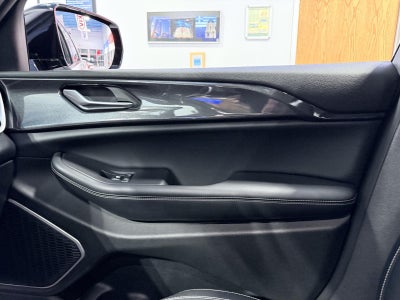 2022 Jeep Grand Cherokee L Altitude