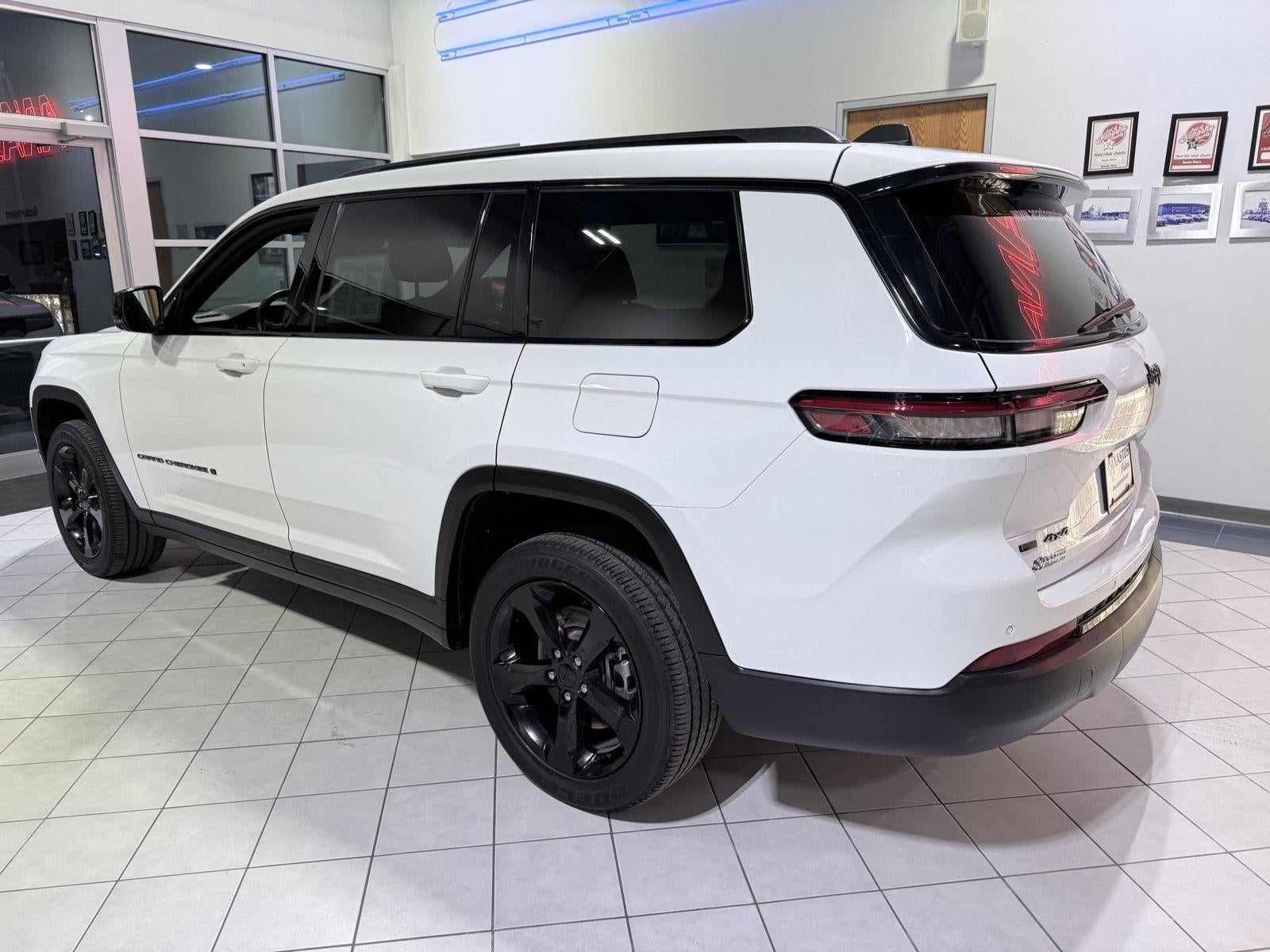 2022 Jeep Grand Cherokee L Altitude