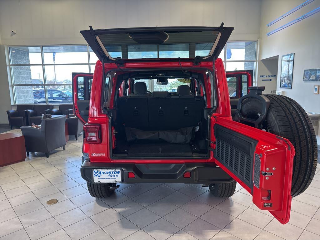 2025 Jeep Wrangler 4xe Sahara
