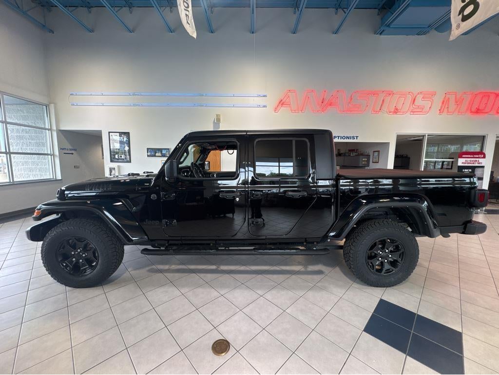 2022 Jeep Gladiator Willys