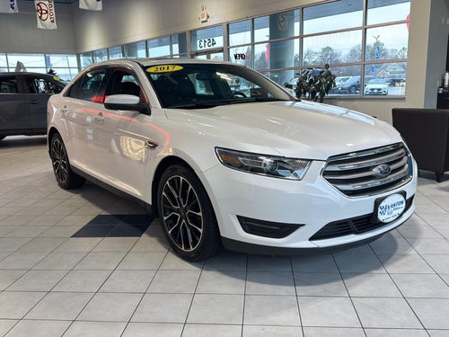 2017 Ford Taurus SEL