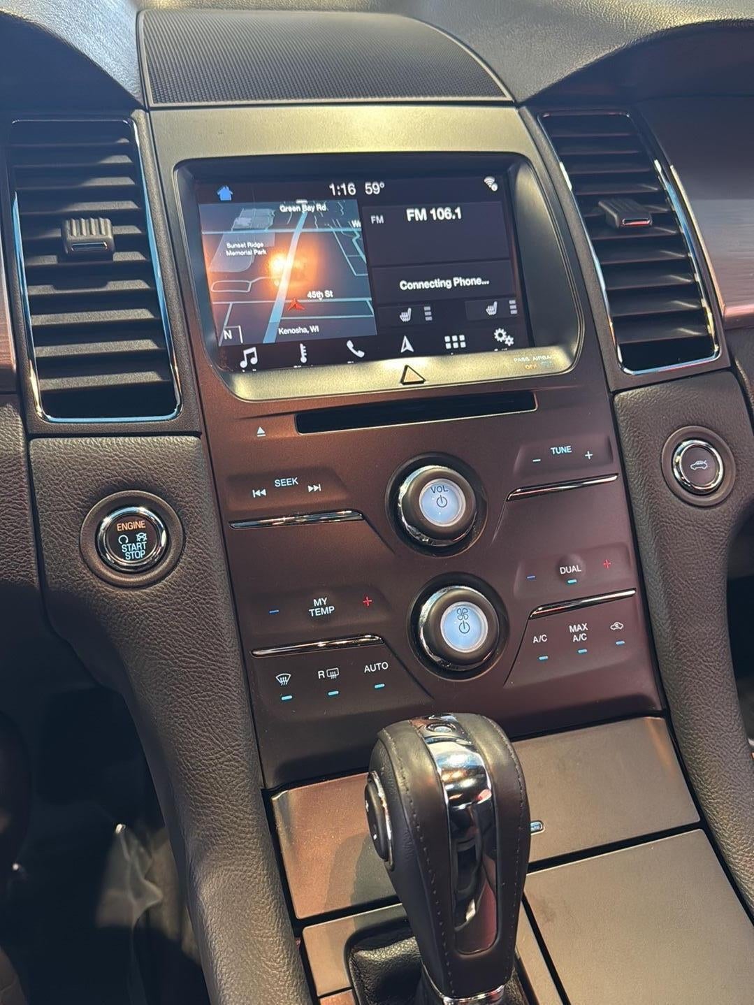 2017 Ford Taurus SEL