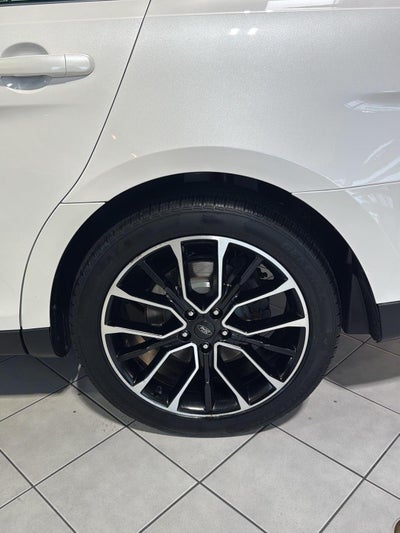 2017 Ford Taurus SEL