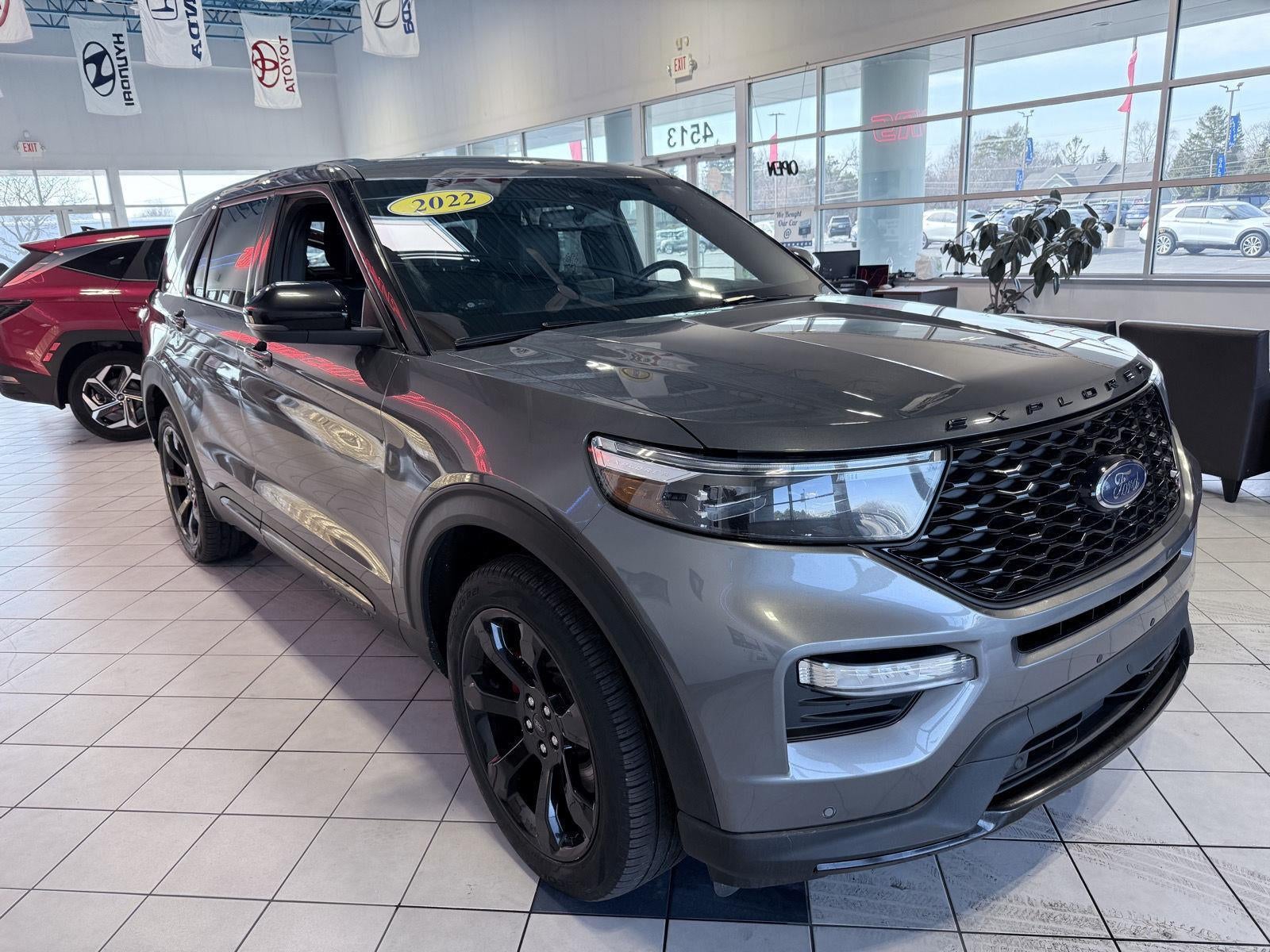 2022 Ford Explorer ST