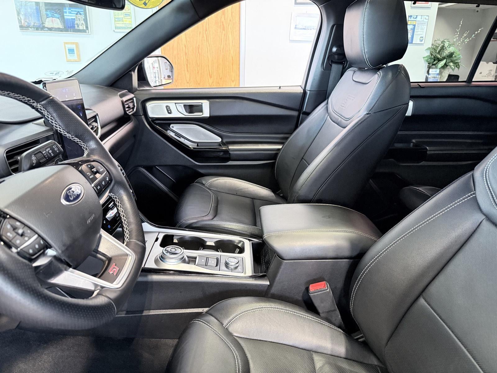 2022 Ford Explorer ST