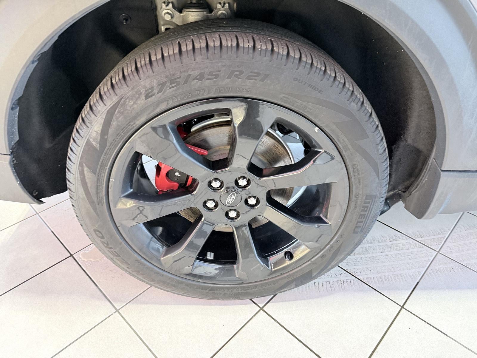 2022 Ford Explorer ST