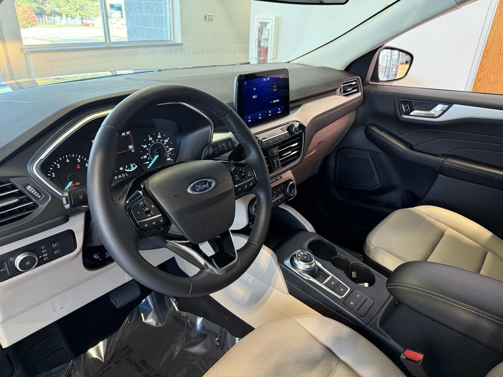 2022 Ford Escape SEL