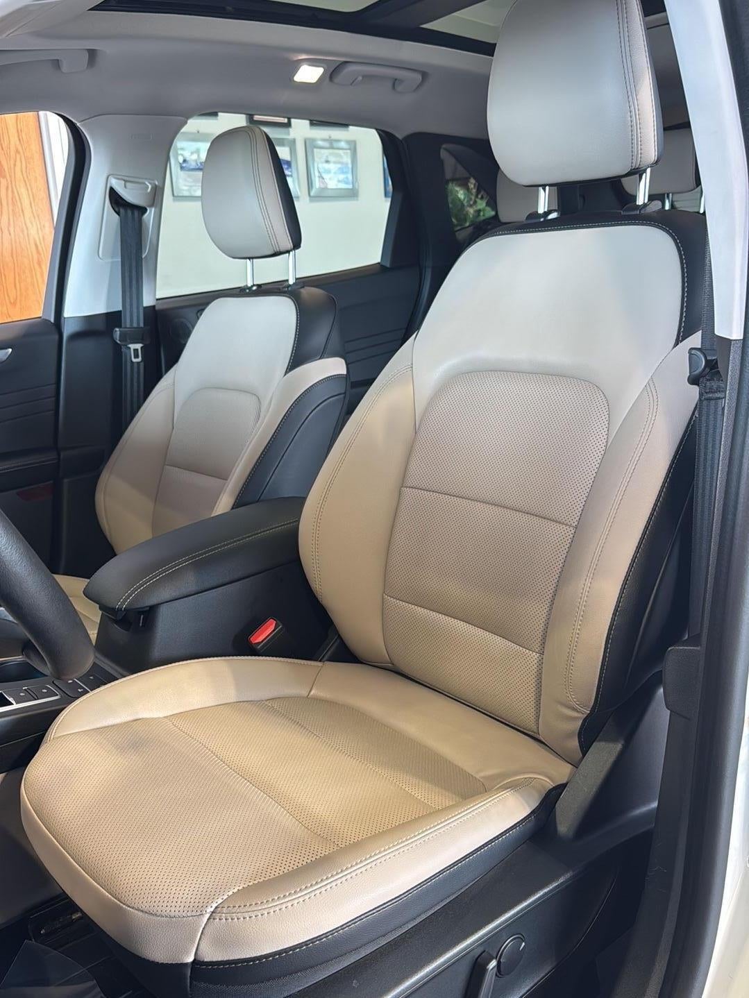 2021 Ford Escape Titanium