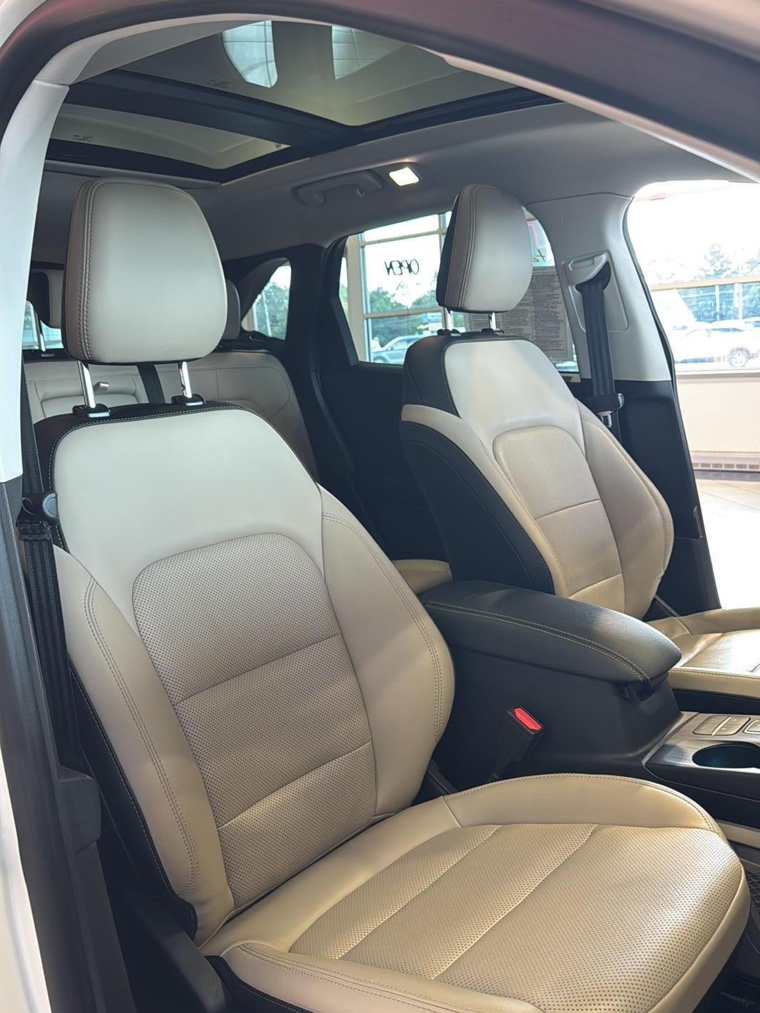 2021 Ford Escape Titanium