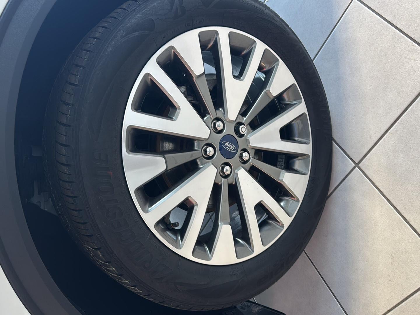 2021 Ford Escape Titanium