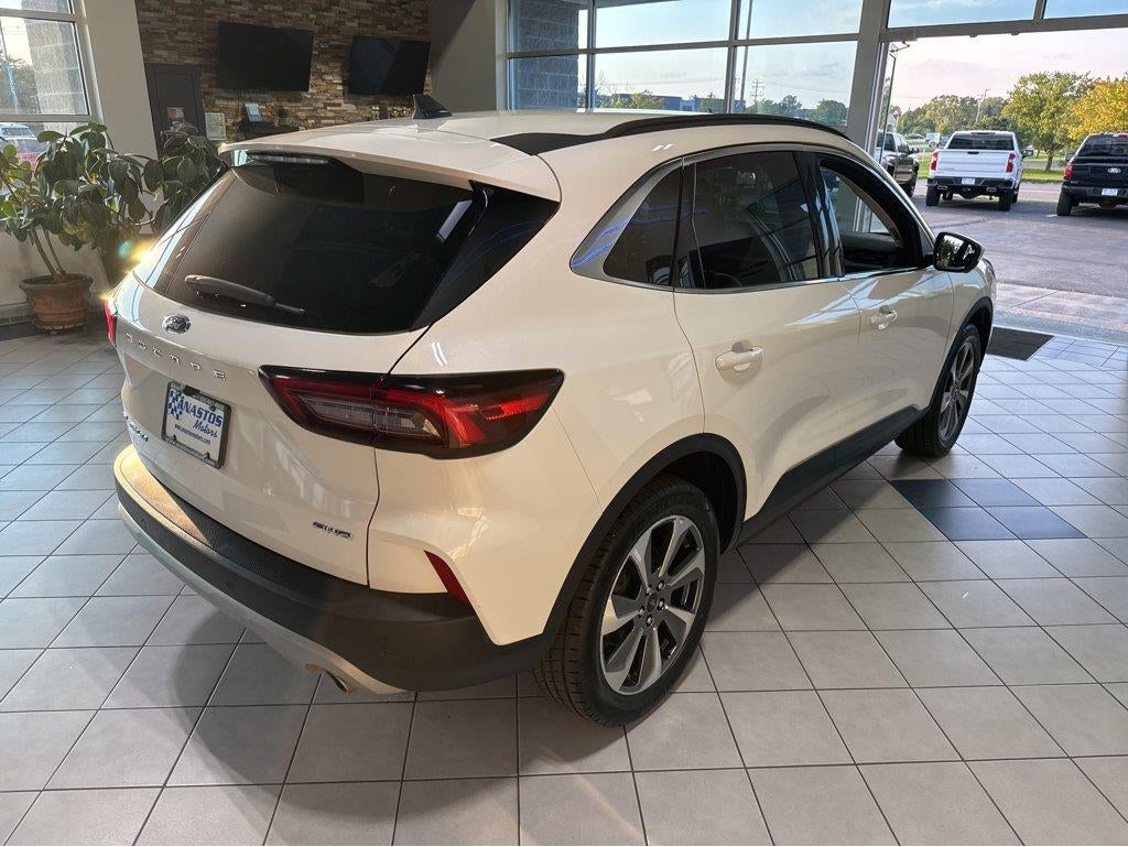 2024 Ford Escape Platinum