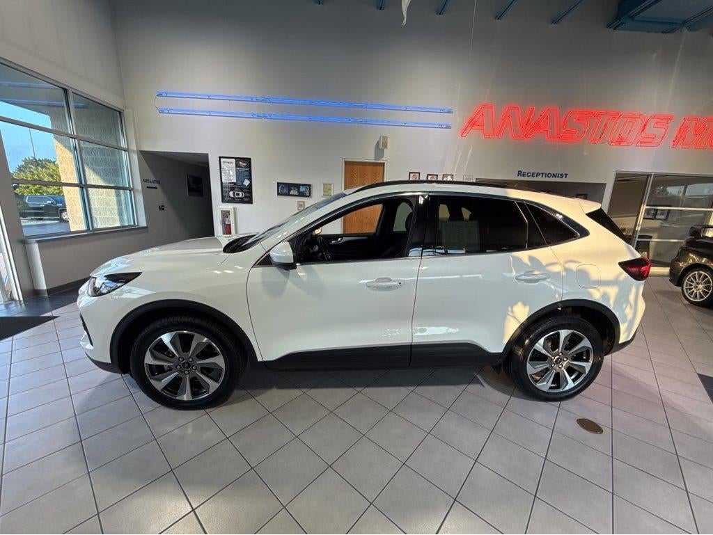 2024 Ford Escape Platinum