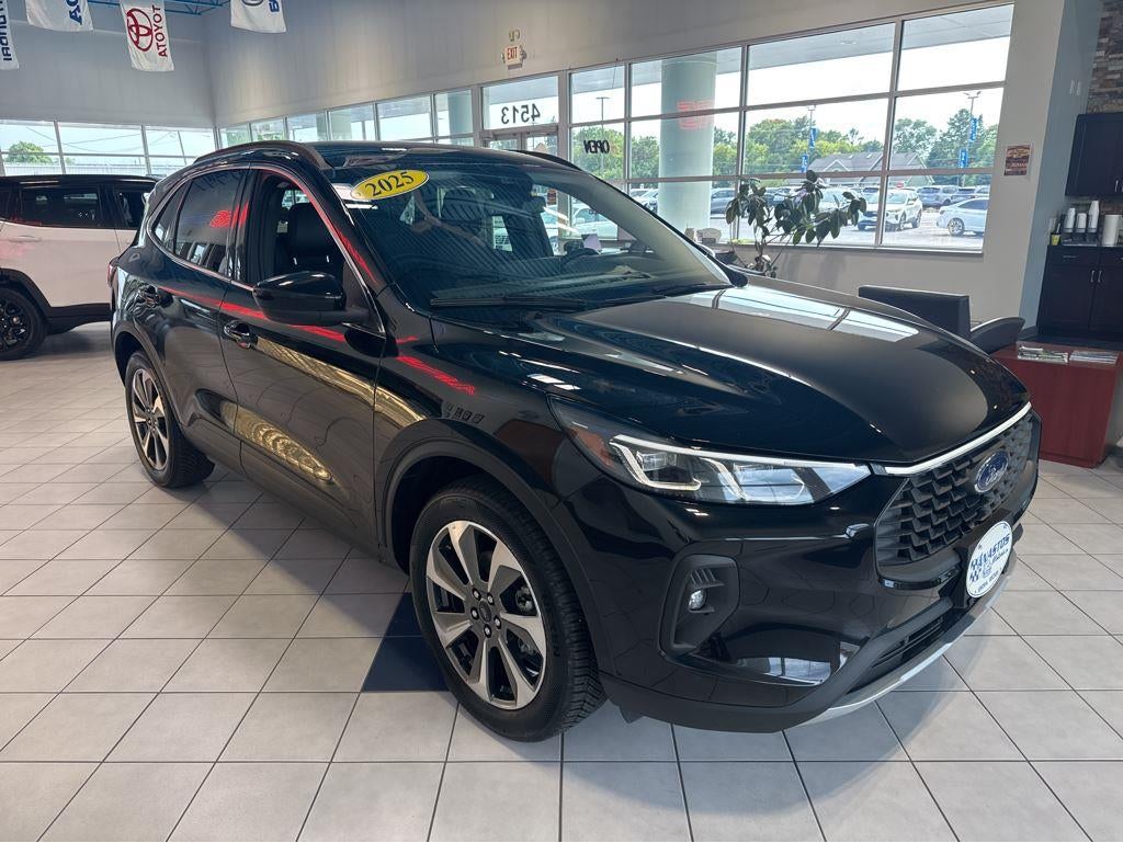 2025 Ford Escape Platinum