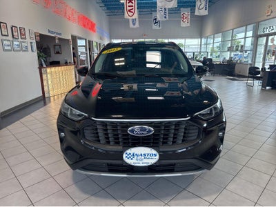 2025 Ford Escape Platinum