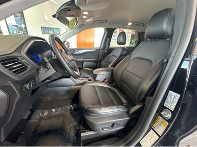 2025 Ford Escape Platinum