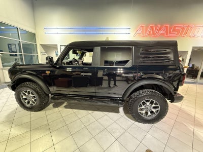 2023 Ford Bronco Badlands