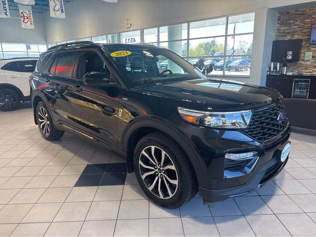 2023 Ford Explorer ST-Line