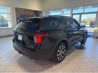 2023 Ford Explorer ST-Line
