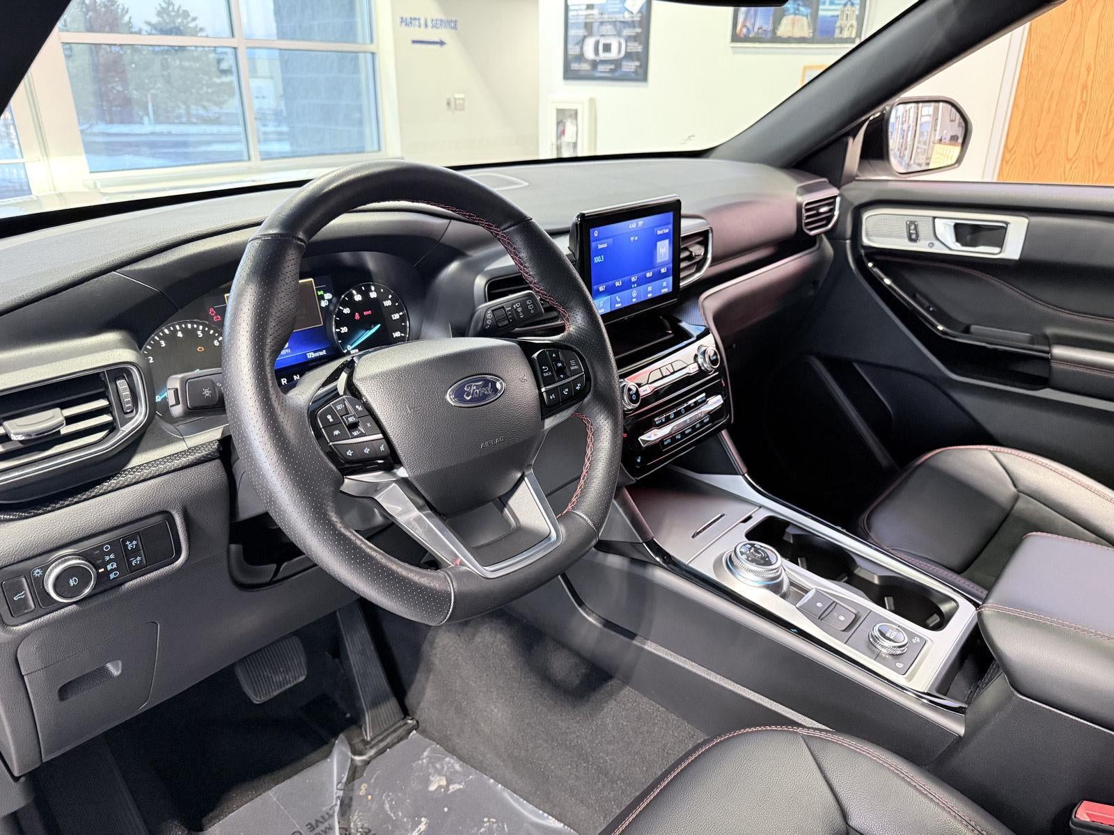 2023 Ford Explorer ST-Line