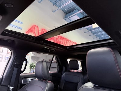 2023 Ford Explorer ST-Line