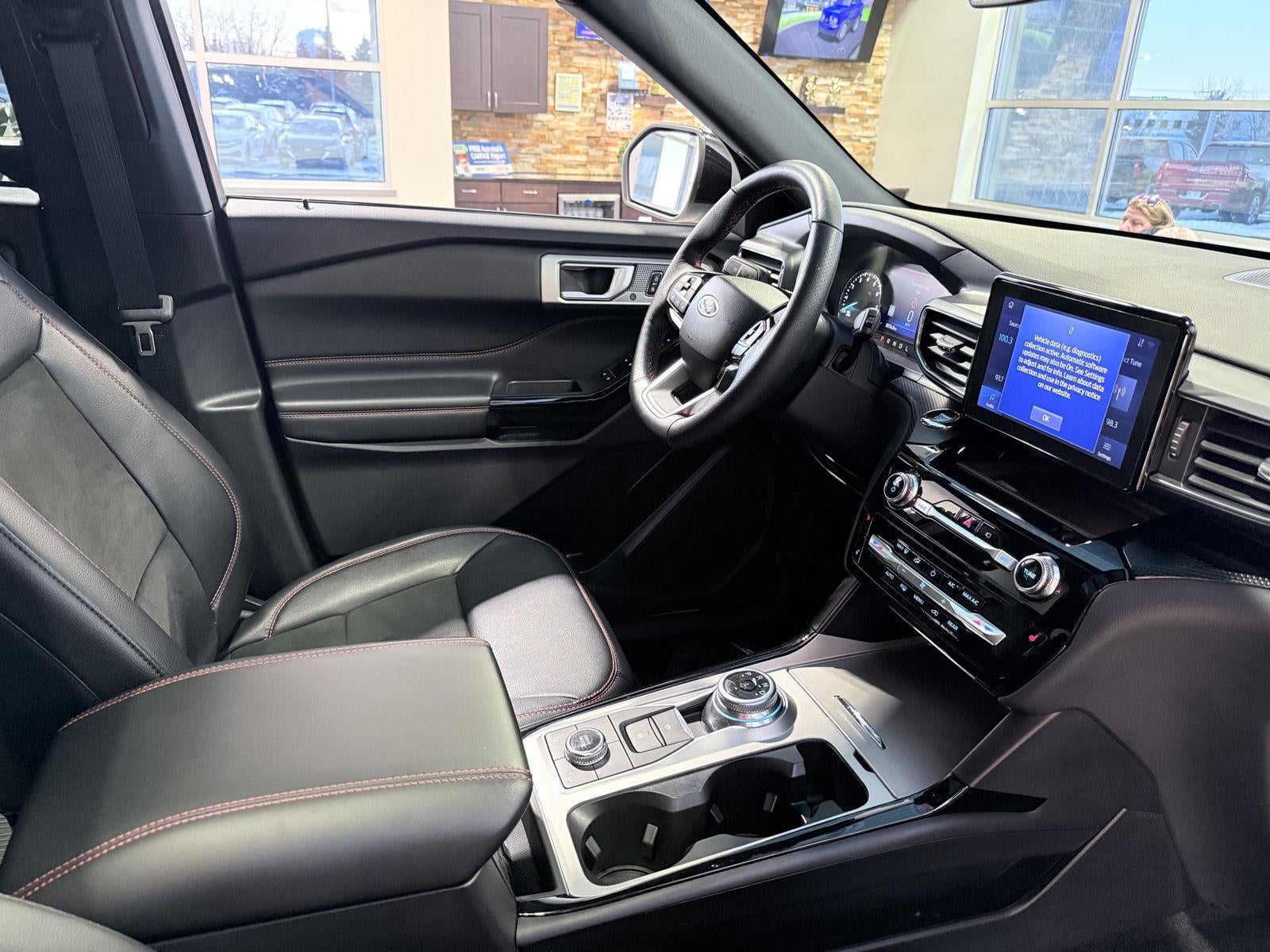 2023 Ford Explorer ST-Line