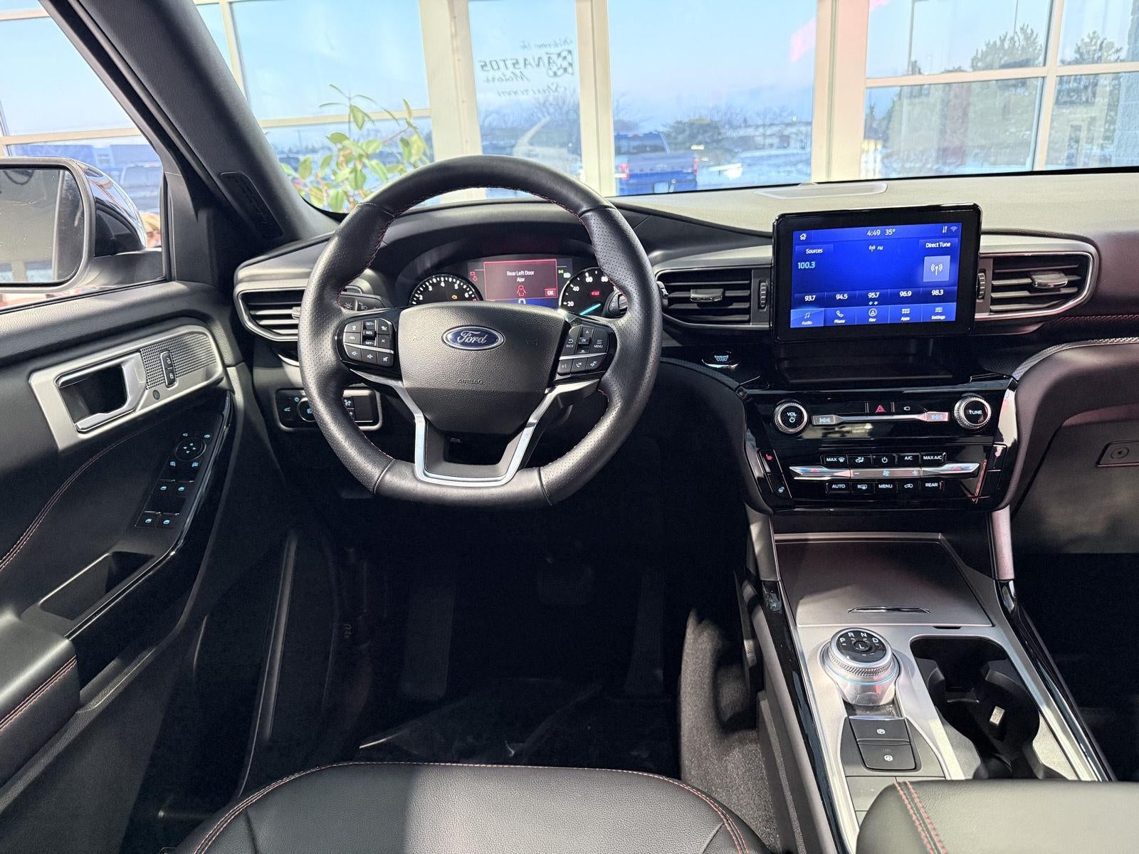 2023 Ford Explorer ST-Line